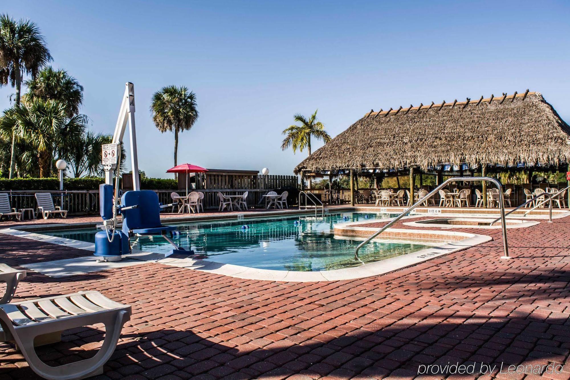 Quality Inn And Suites Golf Resort Golden Gate Dış mekan fotoğraf